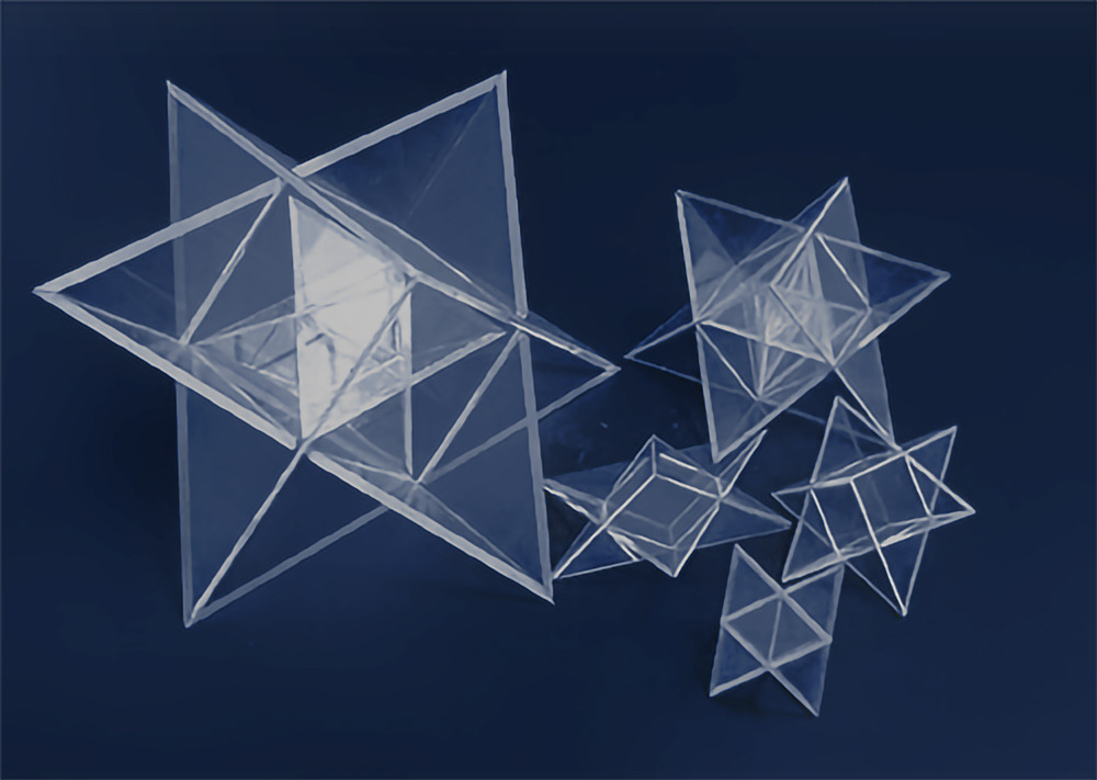 Durchdringungen von Körpern aus Acrylglas von Paul Schatz